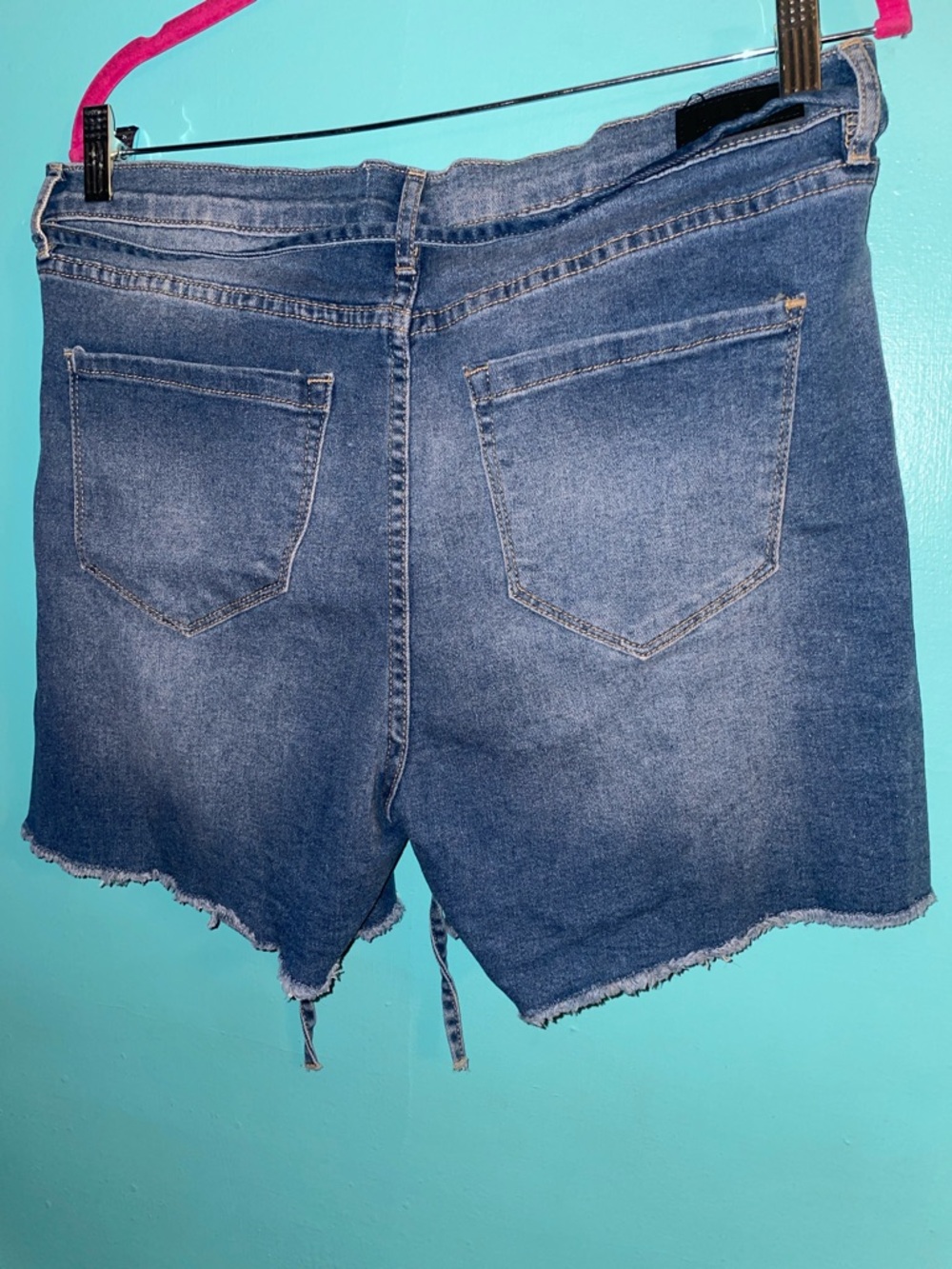 Nicole Miller Raw Hem High-Rise Denim Shorts - Blue - Picture 8 of 12